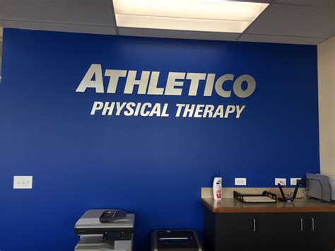 athletico physical therapy chicago